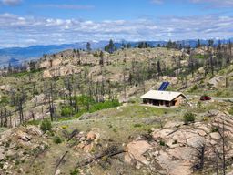 Proven to be wildfire ready! Home survived the 2020 Cold Spring firestorm without a scratch and with NO firefighter protection.